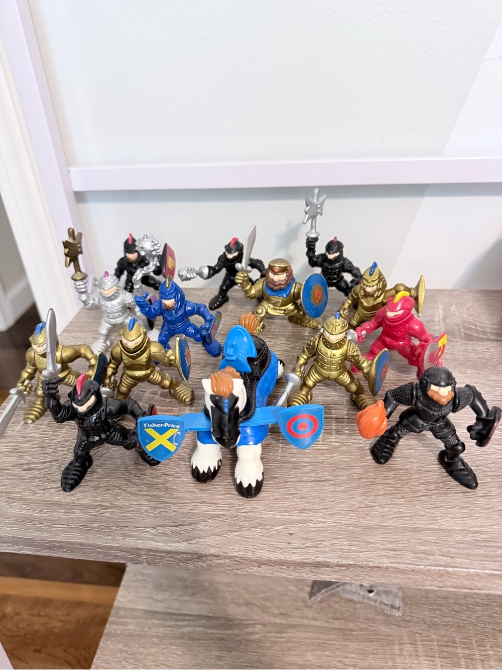 Vintage fisher price Imaginext 1994 gold silver blue knight castle figure horse